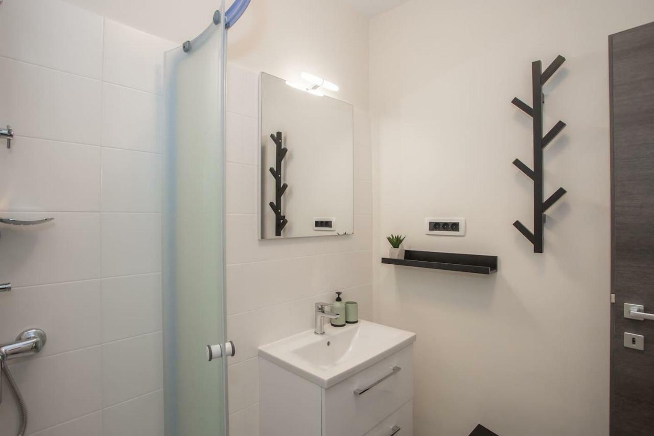 Caprice Studio Apartment Пореч Экстерьер фото