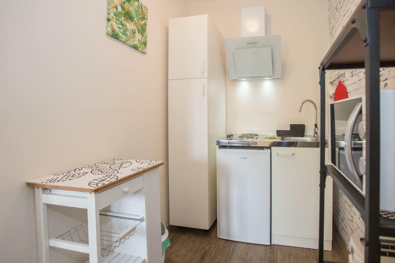Caprice Studio Apartment Пореч Экстерьер фото